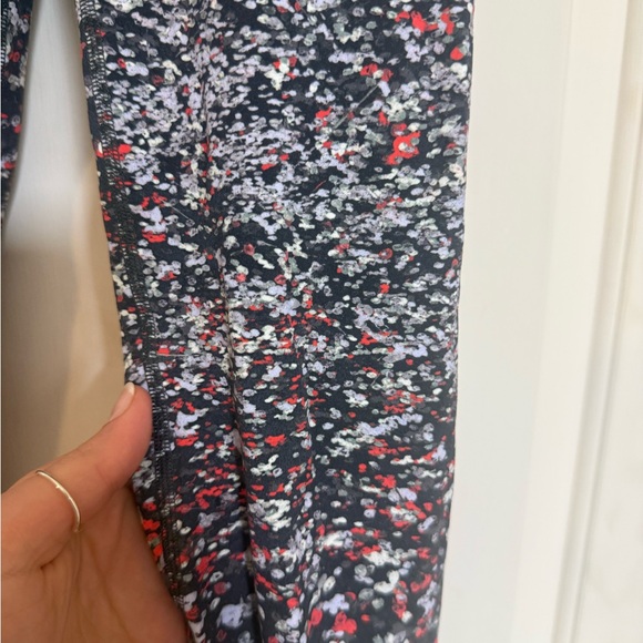 Lululemon Athletica Women’s Align High-Rise Pants in the Water Blossom Size 2 - Picture 2 of 8